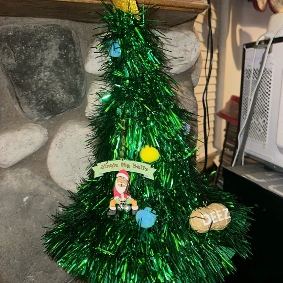 Christmas Tree hat ( or desktop tree) - Picture 8 of 8